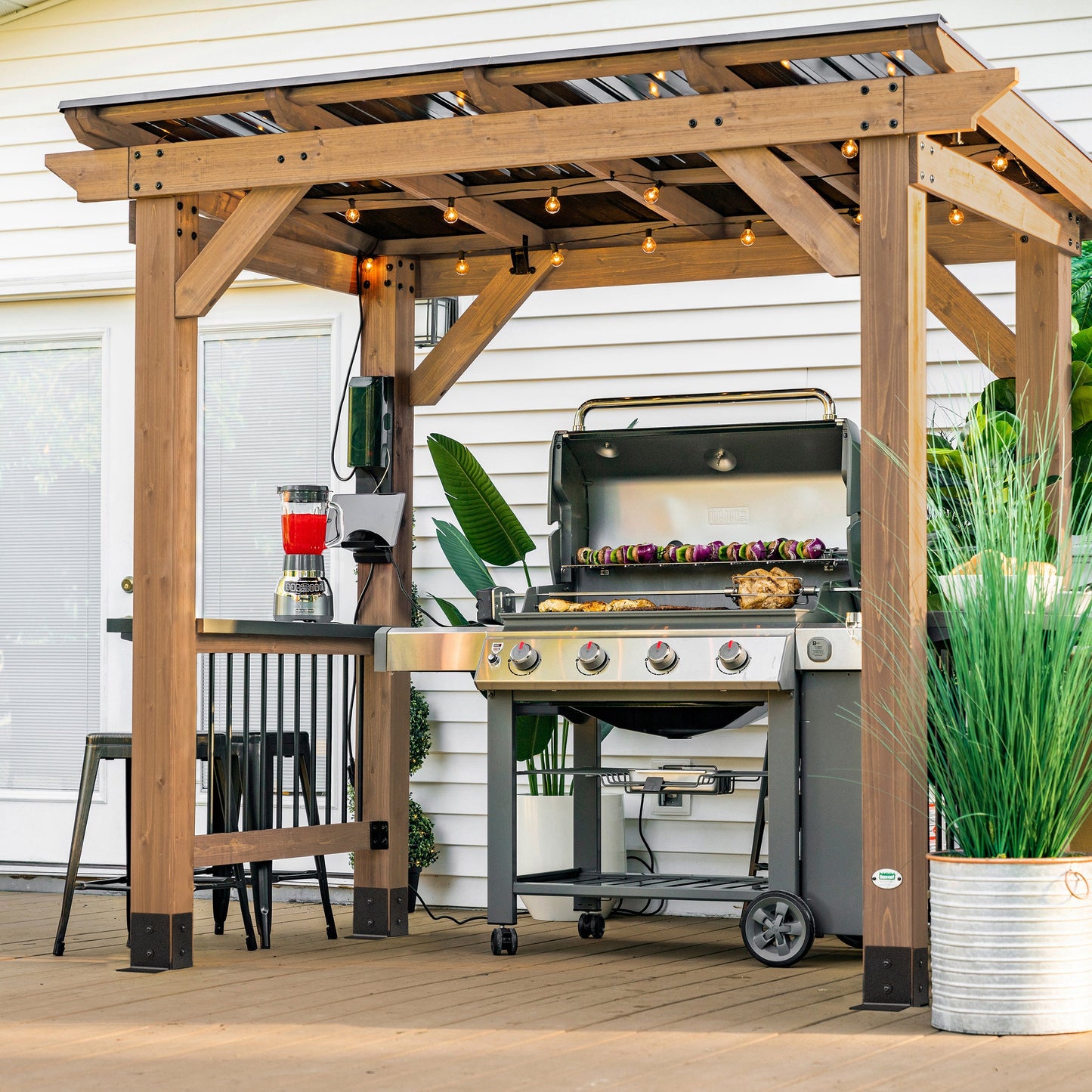 2.6m x 1.6m (9ft x 5ft) Saxony Grill/BBQ Gazebo
